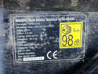 Prodam benz. sekacku- funkcni, ale tece z ni olej - 3