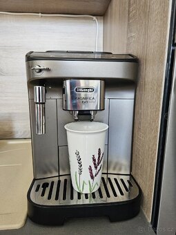 Kávovar delonghi - 3