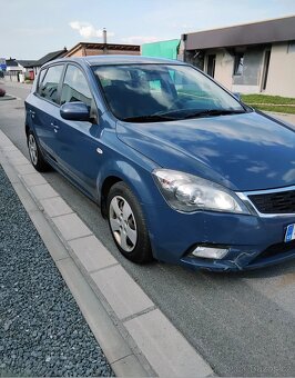 Kia ceed 1.6CRDI 85kw Rok výroby 2012 - 3