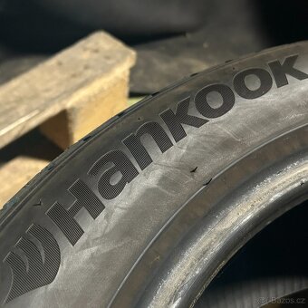 Letní pneu 235/50 R19 99V Hankook 5mm - 3