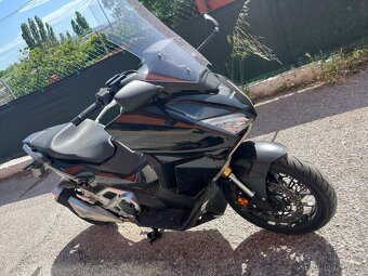 Honda Forza 750 ABS,TC (2022) TOP stav, jako nová, 16 tis.km - 3