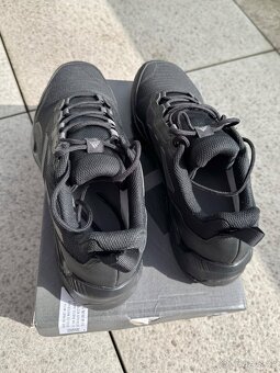 BOTY Adidas EASTRAIL 2.0 RAIN.RDY HIKING, 42 2/3 - 3