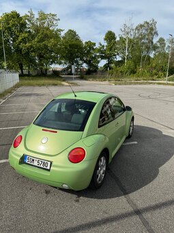 Volkswagen New Beetle - 3