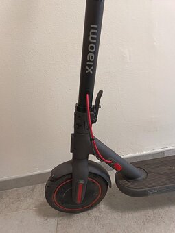Elektro koloběžka Xiaomi Scooter 4 Pro záruka 8/2026 - 3