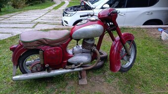 Jawa 250 - 3