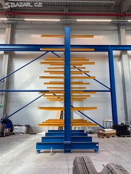 KONZOLOVÉ REGÁLY - 3