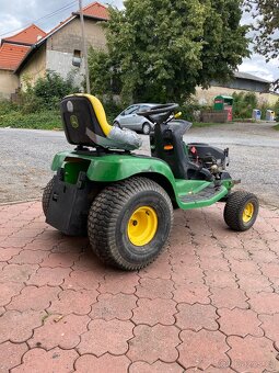 Zahradní traktůrek John Deere LTR 180 - 3