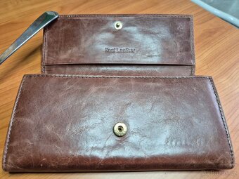 Dámská kožená peněženka - 3