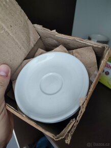 Podšálky, šálky, dózy na cukr - 3