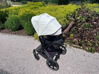 KOČÁREK CYBEX E-PRIAM seatpack Off White - 3