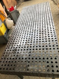 Svářecí stůl s výbavou - 3