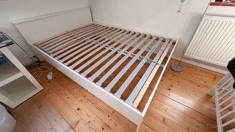 Postel IKEA Malm 140x200 - 3