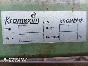 Prodám kompaktor 4m - 3