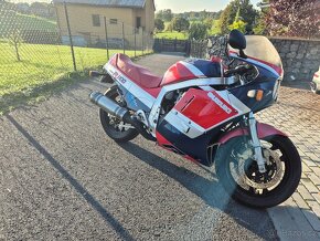 Gsx-r 1100 1986 - 3