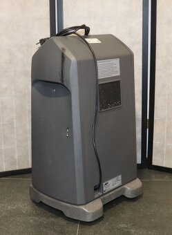 Prodám kyslíkový koncentrátor AirSep 10 litrů. - 3