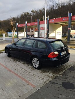 BMW 3 318d Touring combi 187 000km serviska garance km - 3