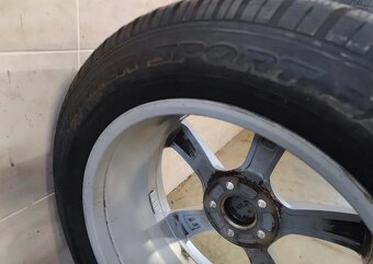 Zimní pneu 235/60/18 R18 Dunlop 7,5mm+ - 3