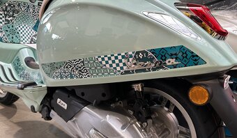 limitovaná edice VESPA BATIK - 3