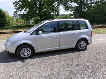 Volkswagen Touran - 3