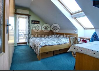 Prodej rodinného domu se 2 bytovými jednotkami - 3