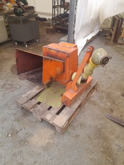 Špalíkovač za traktor - 3