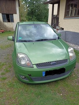 Ford Fiesta - rok výroby 2006 - na náhradní díly - 3