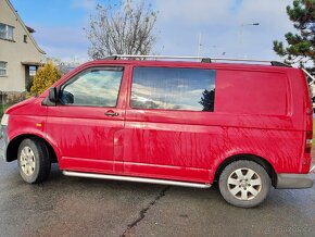 VW Transporter T5 s přestavbou na kempování - 3