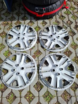 Zimní kola R16 + poklice Dacia Sandero 3 - 3