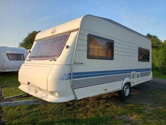 Prodám karavan hobby 495 UL . EL POJEZD, ODDĚLENÉ POSTELE - 3