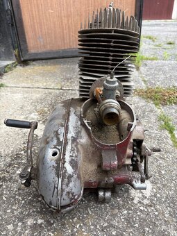 Motor Jawa 250/353 - 3