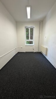 Pronájem kanceláře 15 m2 v centru Pardubic - Jana Palacha - 3