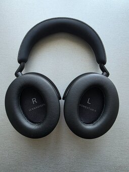 Sennheiser Momentum 4 - 3