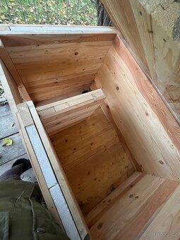 Zateplená psí bouda pro větší psy - 3