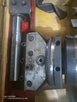 Vyvrtávací rozjížděcí hlava Narex VHU 80 - 3