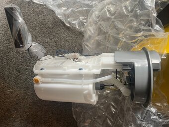 Podavačka, čerpadlo do nádrže. - 3