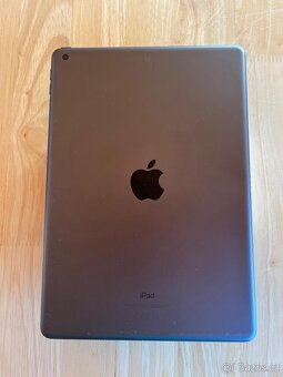 iPad 7 - 3