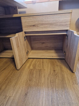 ROHOVÝ PSACÍ STŮL - 3