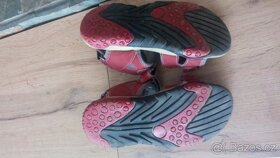 Podzimní boty vel. 30 + sandály  vel. 30 - 3