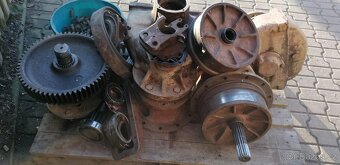 Portál Zetor 6911 - 3