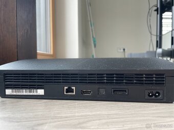 PlayStation 3 Slim 320 GB + ovladač - 3