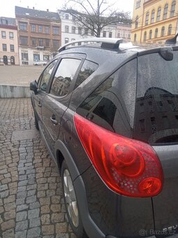 Mám na prodej Peugeot - 3