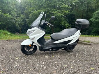 Suzuki Burgman 125 - 3