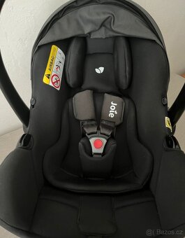 Autosedačka + isofix - 3
