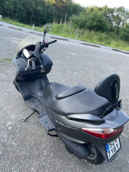 Suzuki Burgman 125 - 3
