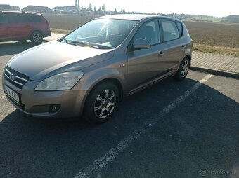 Kia Ceed 1,4 benzín STK do 2-26 - 3