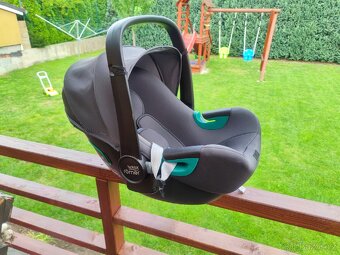 Britax Römer Baby-Safe 3 i-Size – TOP STAV - 3