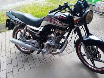 Motorka ZIPP MANIC 125 - 3