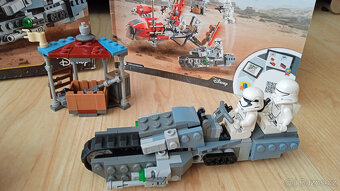 LEGO STAR WARS - Honička spídrů na Pasaaně - 3