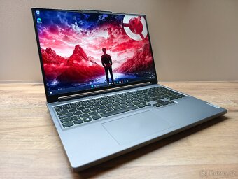 RTX 4070 8GB_LENOVO LEGION SLIM 5 16ARP9_R7-8845HS_2,5K - 3