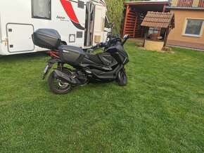 Boční držáky kufru Shad na Honda Forza 125 300 350 Honda ADV - 3